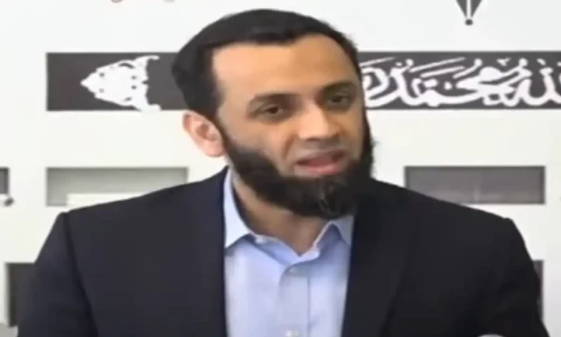 &lsquo;Open and shut case&rsquo;: Tarar slams PTI for playing &lsquo;religion card&rsquo;