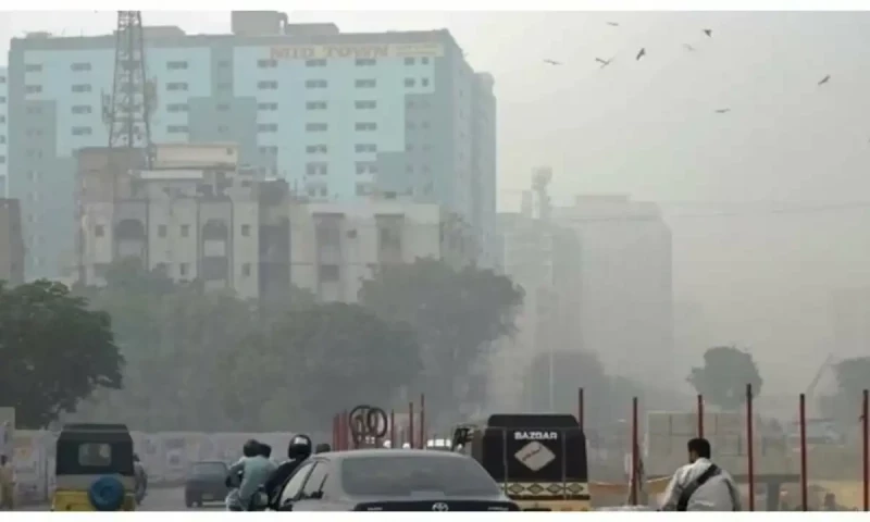 PMD makes major weather prediction for Karachi