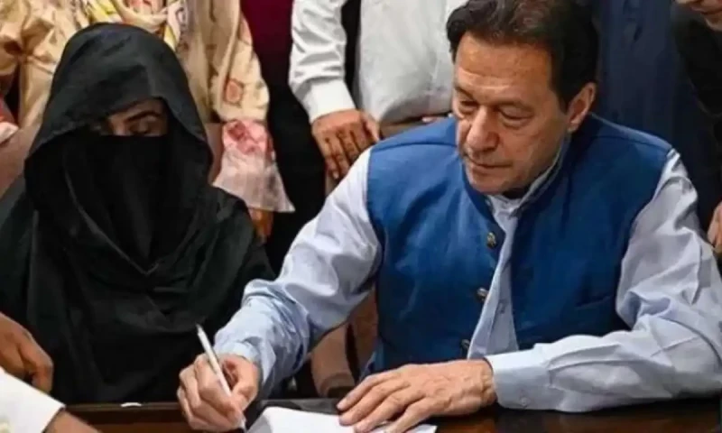 Imran and Bushra prepare appeal in &pound;190 million reference