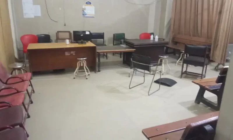 Hospitals deserted due to doctors’ strikes. Photo via author