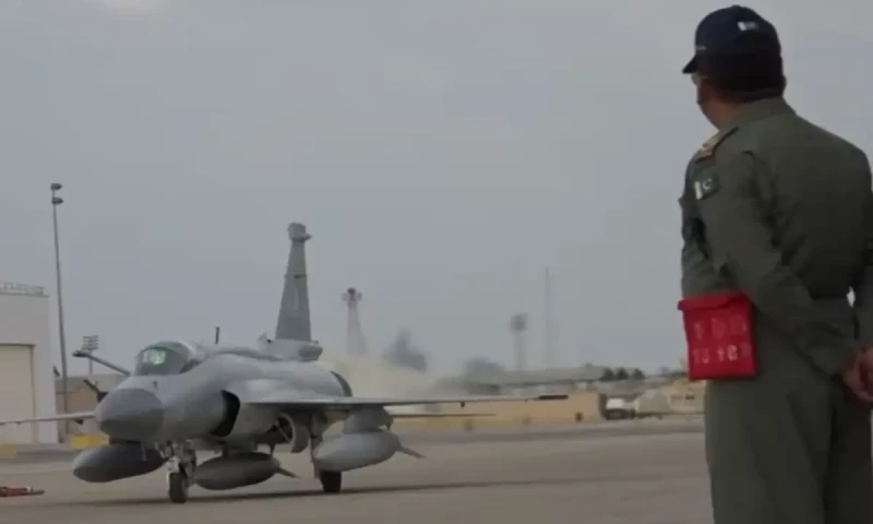 PAF contingent comprising JF-17 Thunder jets in Saudi Arabia for combat exercise