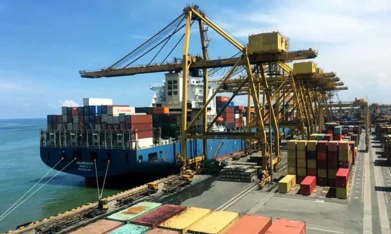 PM Shahbaz Sharif orders inquiry into KPT dredging contract violations