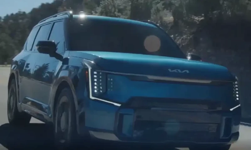 Lucky Motor to launch new KIA electric SUVs in Pakistan