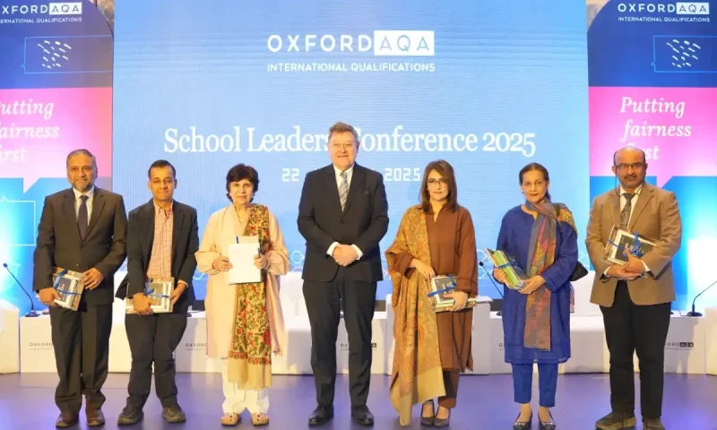 Oxford AQA holds conference on education in Karachi