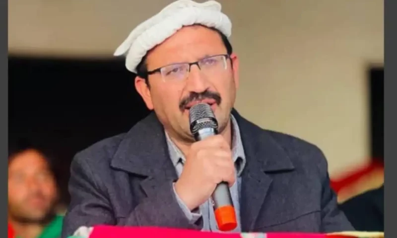 Junaid Akbar threatens to block roads to Punjab, long march on Islamabad