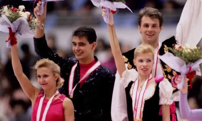 Russian skating couple, world champions in 1990s, was on crashed US plane: report