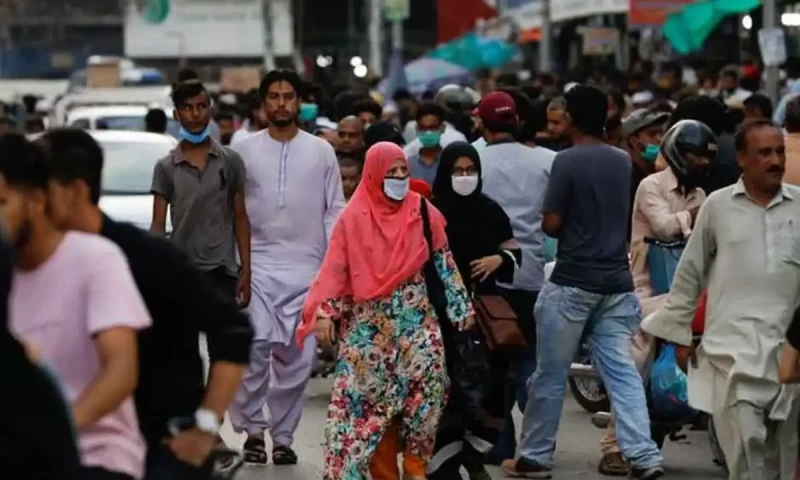 Govt to strengthen legislation against Pakistani beggars abroad