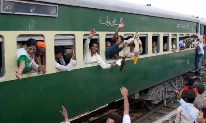 Pakistan Railways announces new refund policy