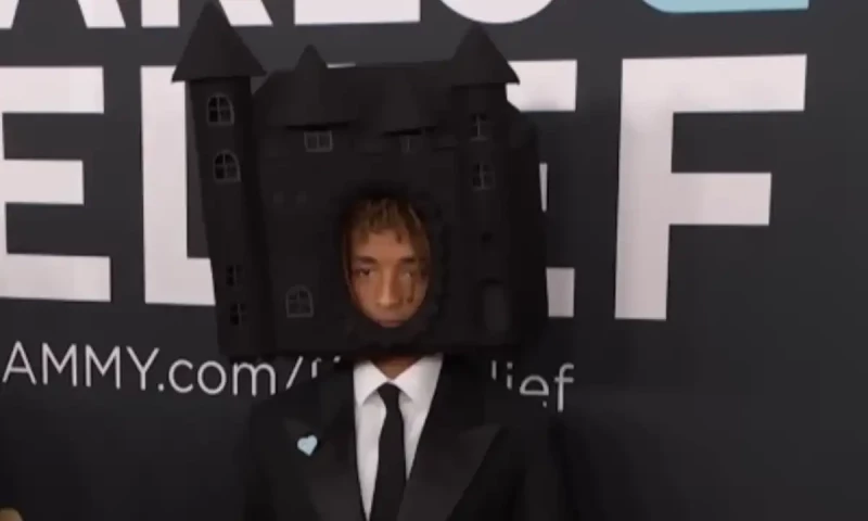 Jaden Smith faces social media backlash for unique headpiece at Grammys