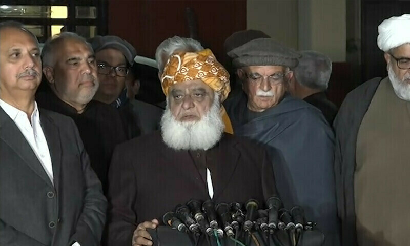 Opposition parties demand new elections immediately