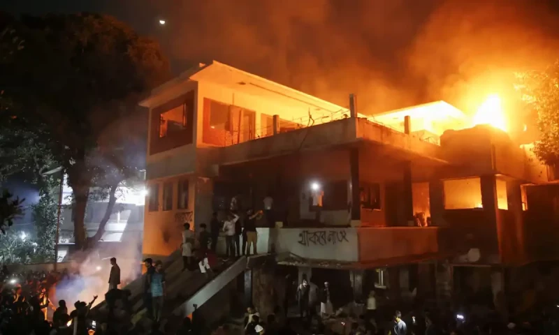 Protesters set fire to residence of Bangladesh Founder Sheikh Mujeeb