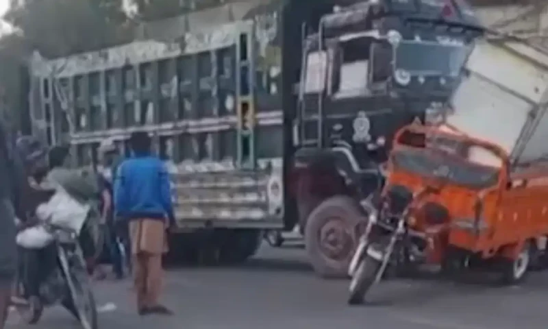 Tragic dumper accidents claim 5 lives in Karachi