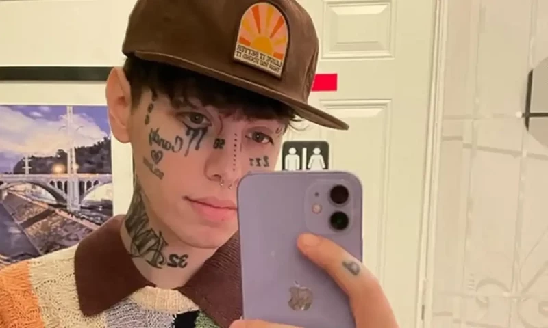 Rapper Lil Xan faces charges following onstage altercation