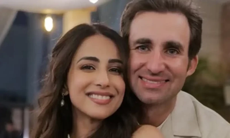 Ushna Shah celebrates 34th birthday with close friends