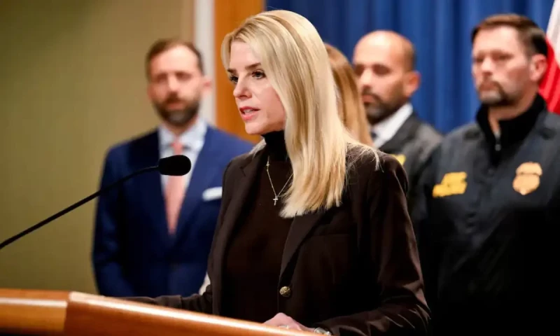 US Attorney General Pam Bondi sues Kathy Hochul, Letitia James over immigration laws