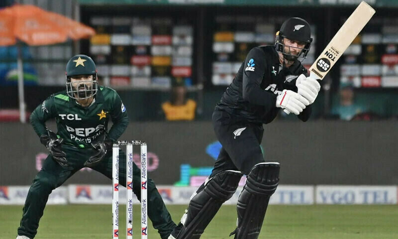 Pakistan falters again as New Zealand clinch tri-nation ODI series