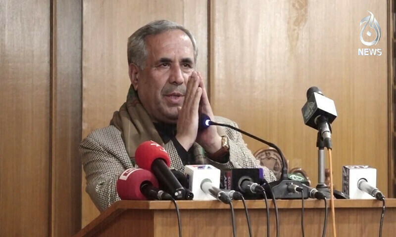 Justice Hashim Khan Kakar gets emotional at his BHC farewell ceremony