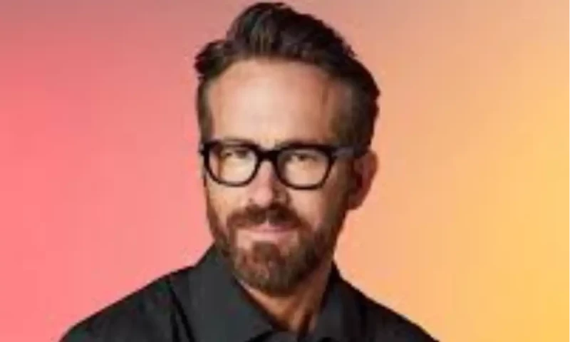 Ryan Reynolds jokes about Blake Lively-Justin Baldoni feud on &lsquo;SNL50&rsquo;