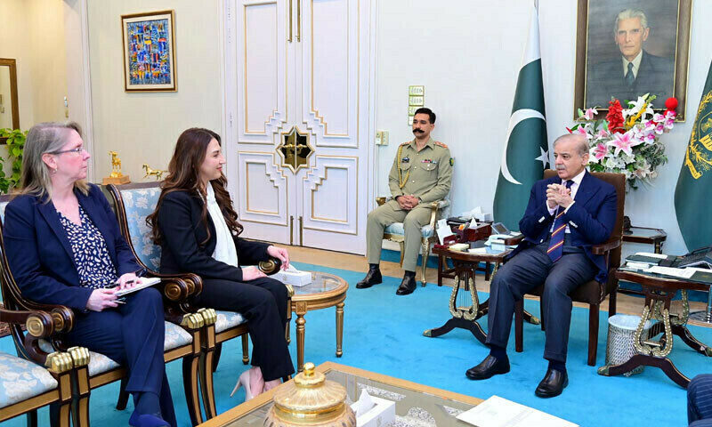 Prime minister reaffirms Pakistan&rsquo;s desire to work with Trump administration for stronger ties