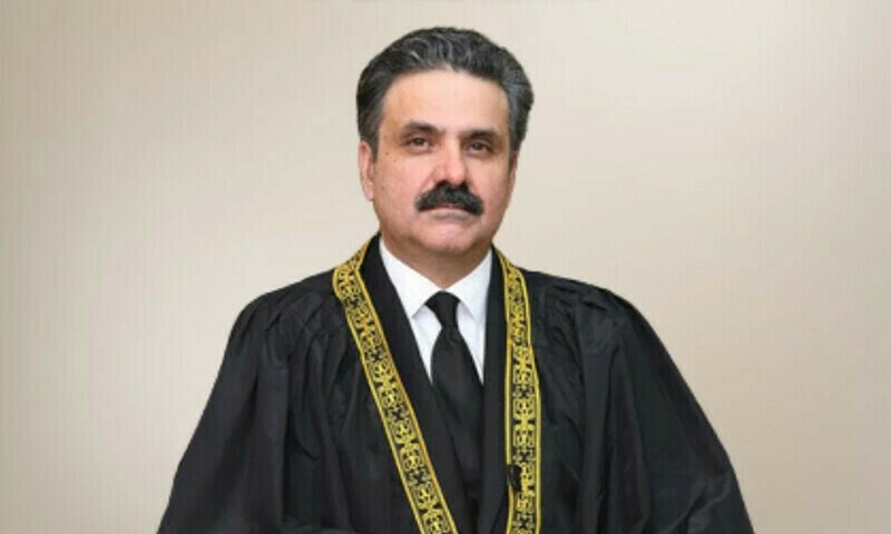 Chief justice meets SCBA delegation, discusses judicial reforms