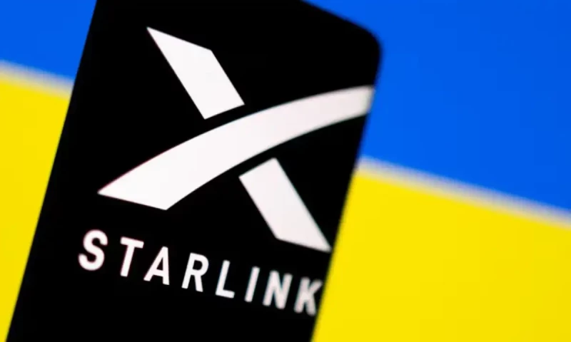 US could cut Ukraine&rsquo;s access to Starlink internet services over minerals, say sources