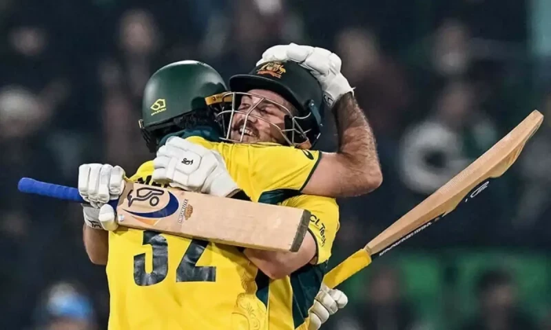Champions Trophy: Inglis inspired Australia beat England in Lahore