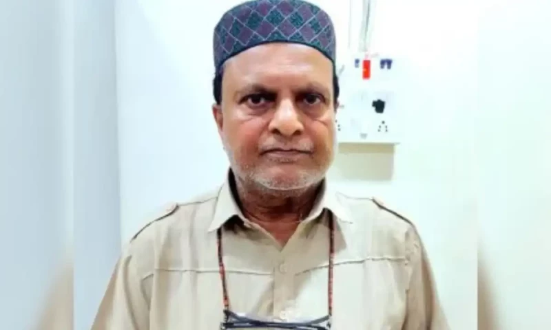 Pakistani cloth merchant Nadir awaits deportation from India