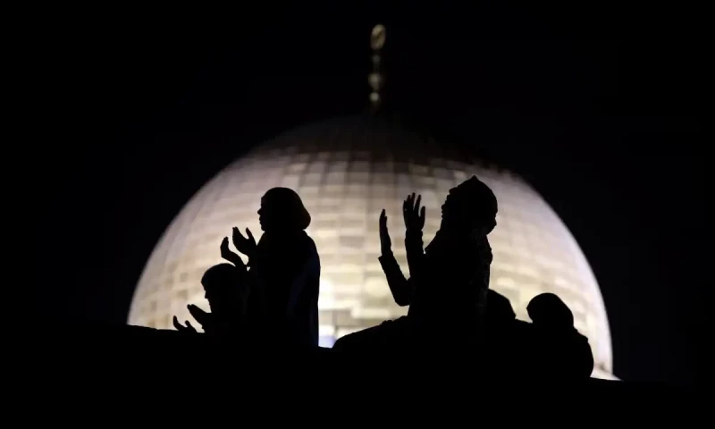 What is Ramazan schedule in 2025 for different countries?