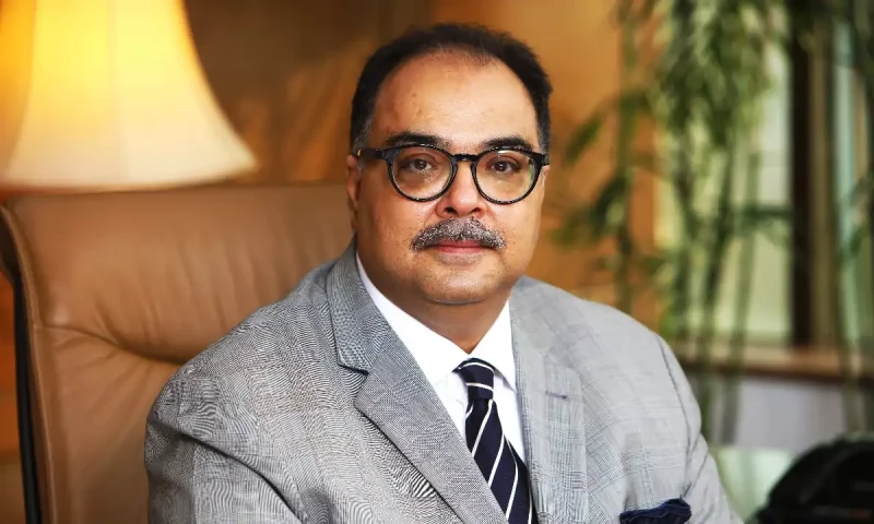 Zafar Masud reflects on 2020 PIA plane crash survival in new book
