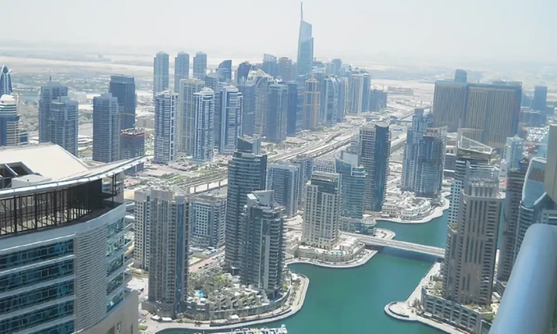 Stuck in eternal drought, UAE turns to AI to make it rain
