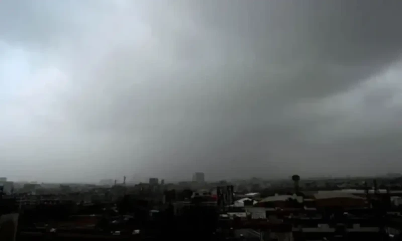 PMD makes weather forecast for Karachi amid rain predictions for upper regions