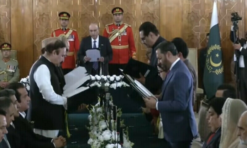 Federal cabinet expands as new ministers take oath
