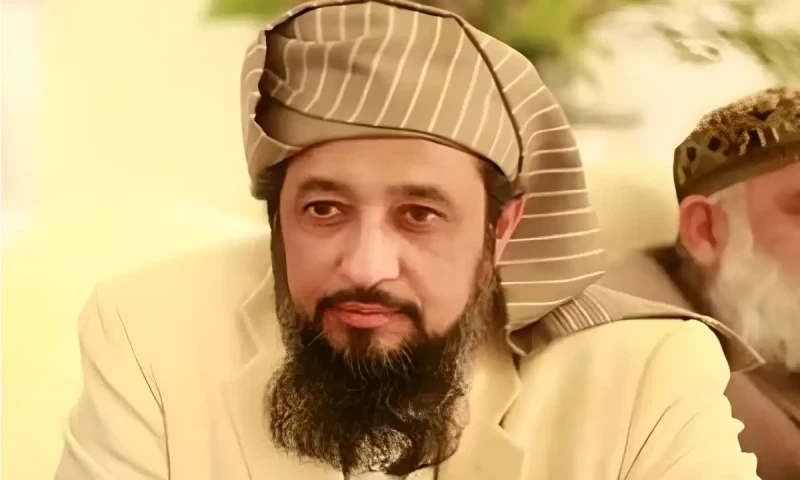 Maulana Hamidul Haq Haqqani killed in Nowshera madressah suicide blast: police