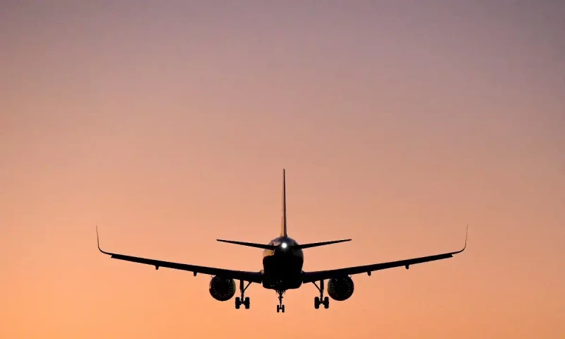 Balochistan govt calls for airline fare reductions amid security challenges at highways