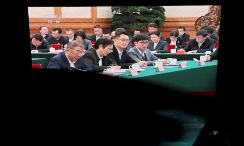 China tells its AI leaders to avoid US travel over security concerns, WSJ reports