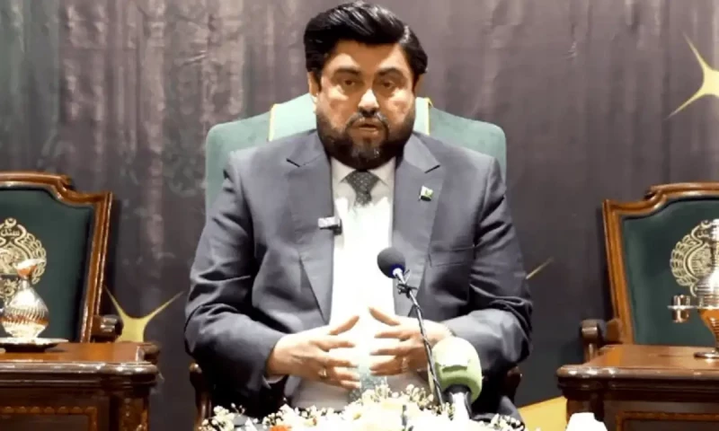 Sindh governor announces residential plots for families of dumper accident victims