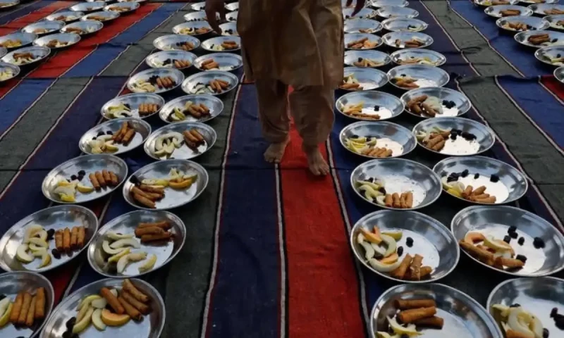 How to apply for Prime Minister Shehbaz Sharif&rsquo;s &lsquo;8070&rsquo; Ramazan Relief Package?