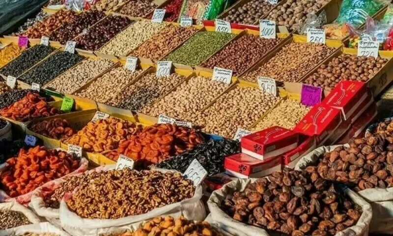 Inflation rate drops below government estimates in February