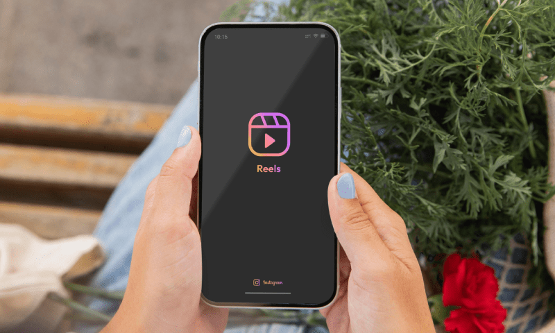 ریلز میں وائرل قصیدے کے پیچھے چھپی چلاکی کی دلچسپ کہانی