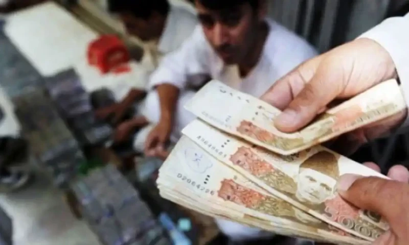 Rupee shows stability up 0.01% against dollar in early trading