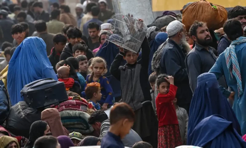 &lsquo;No extension&rsquo; in deadline for Afghan refugees to leave country