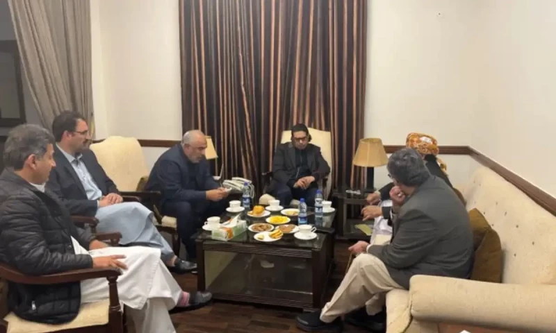 JUI-F sets conditions for joining PTI&rsquo;s post-Eid protests
