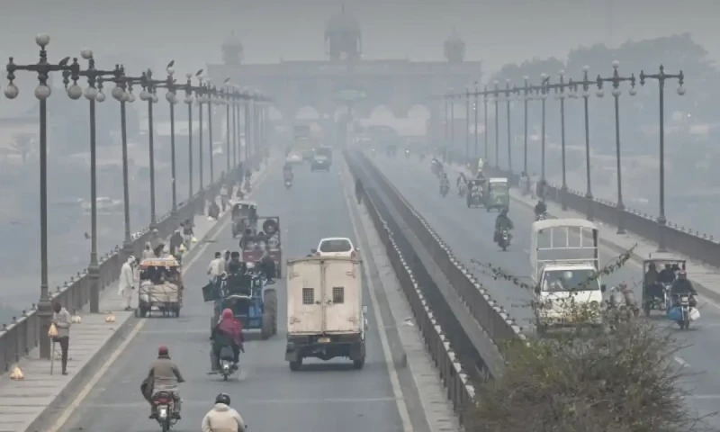 &lsquo;Really suffocating&rsquo;: Pakistan emerges from record smog season