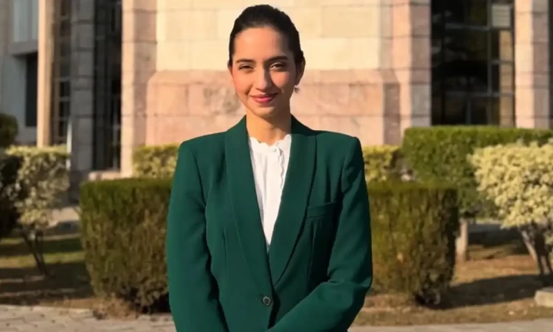 Pakistan&rsquo;s Memory Master Emma Alam receives UAE &lsquo;golden visa&rsquo;