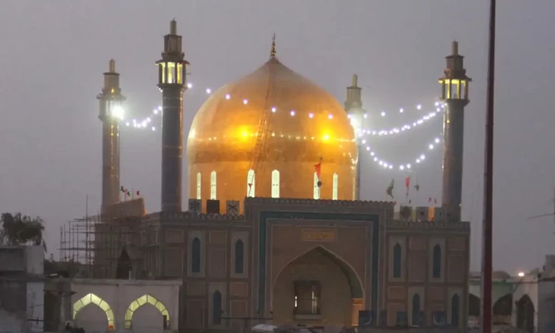 Urs of Hazrat Sachal Sarmast kicks off in Daraza Sharif