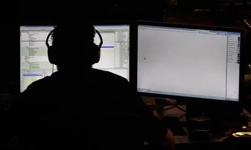 International scamming call center busted in Islamabad