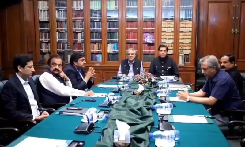 PPP pushes for power-sharing in Punjab to strengthen ties with PML-N at the federal level