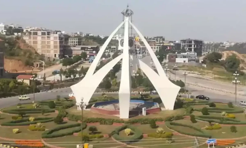 Major crackdown: NAB seals multiple Bahria Town properties, putting investors at risk