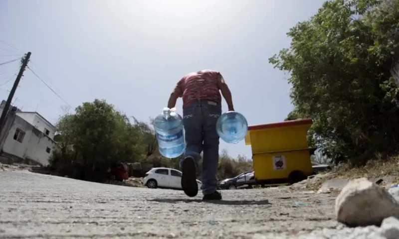 Hyderabad water crisis escalates, residents face severe shortages