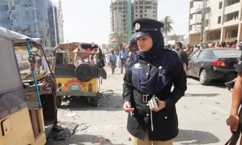 Lahore police deploy women cycle squads to enhance market security ahead of Eid